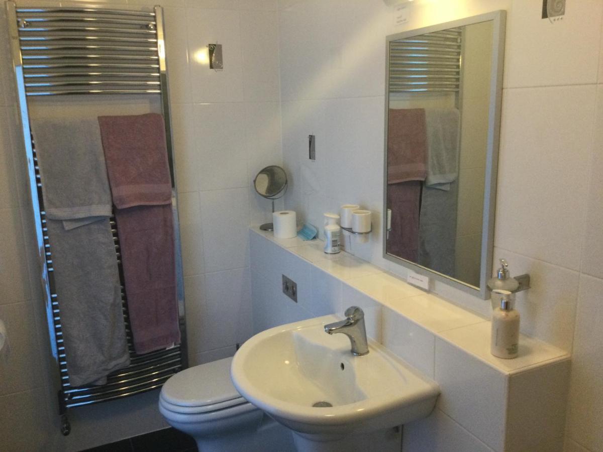 Hh Accommodation Millom Εξωτερικό φωτογραφία